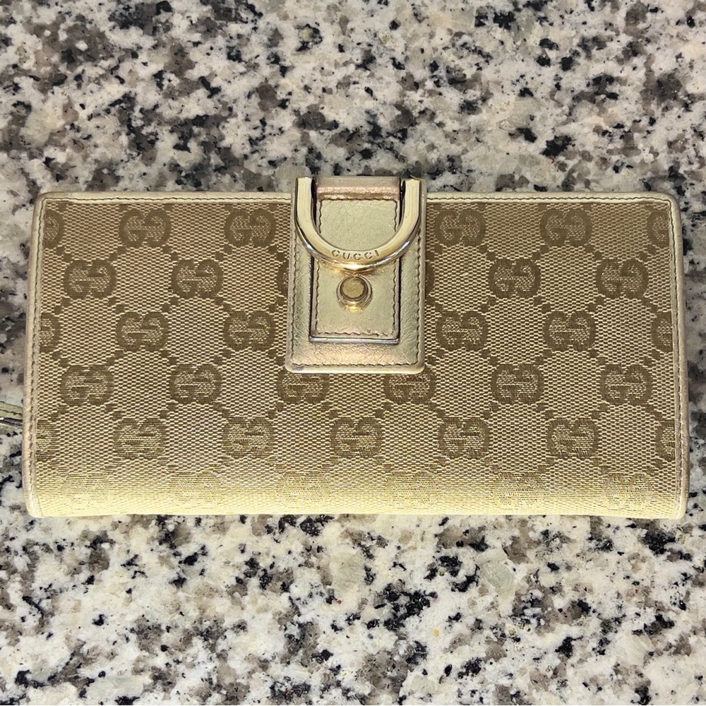 Gucci Abbey D-Ring Canvas Gold Long Wallet